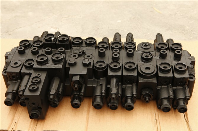 Multitandem Valve